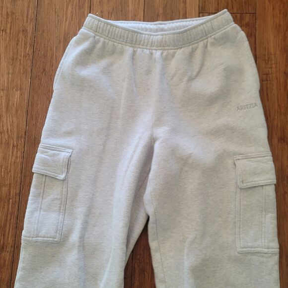 Aritzia Cozy Light Gray  Fleece Mega Cargo™ Jogger sweatpants Women's Size Small - Picture 7 of 9